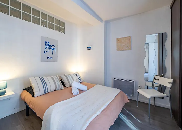 Vieux-nice 2p Climatise Balcon * Nicea