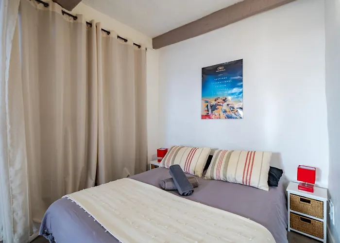 Vieux-nice 2p Climatise Balcon
